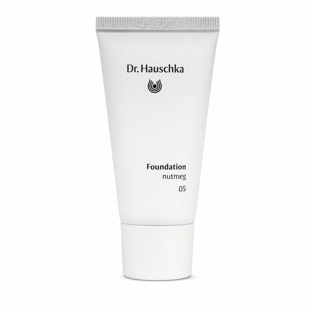 Dr. Hauschka Foundation fondotinta liquido per unificare il tono della pelle 05 Nutmeg 30 ml
