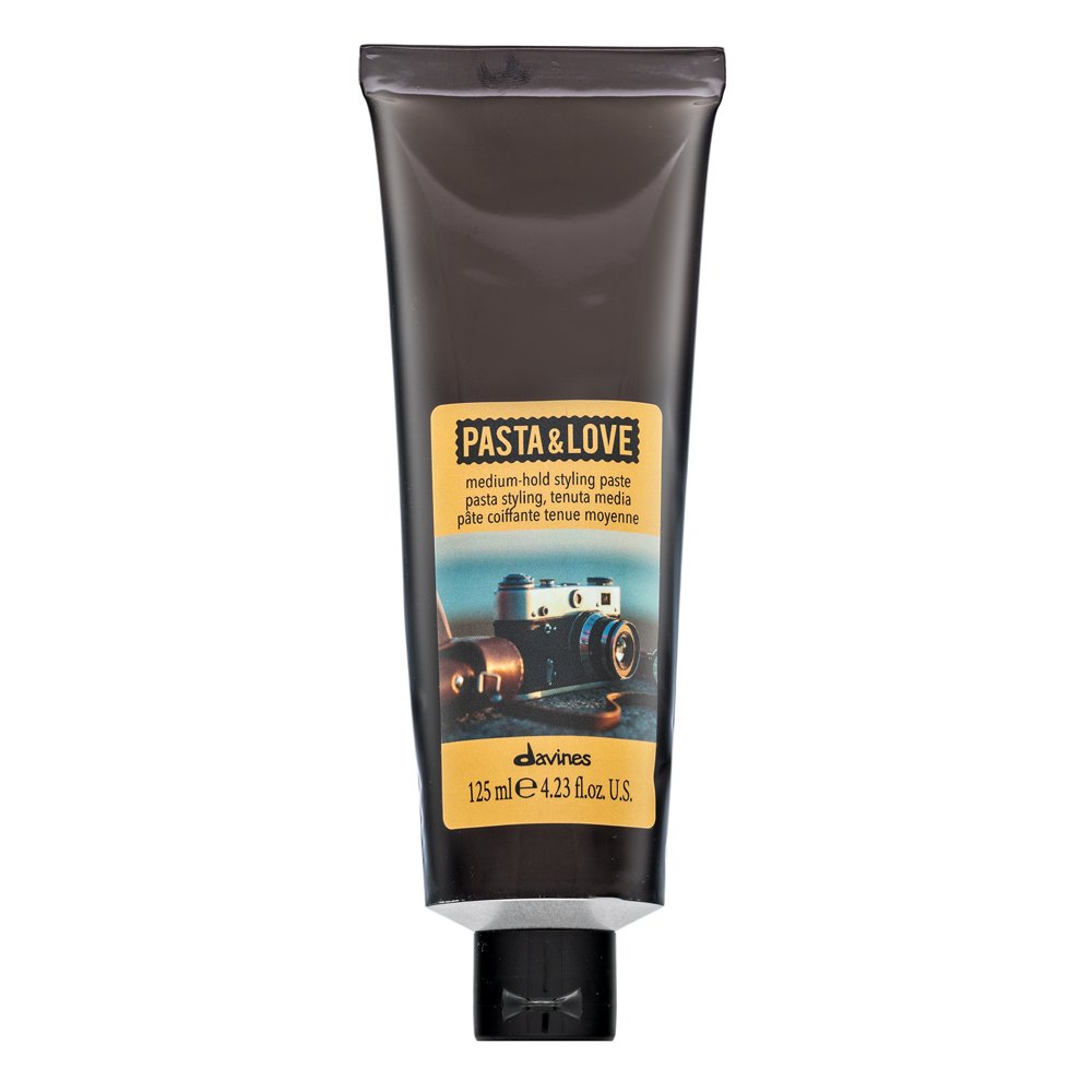Davines Pasta & Love Medium-Hold Styling Paste pasta per lo styling per effetto opaco 125 ml